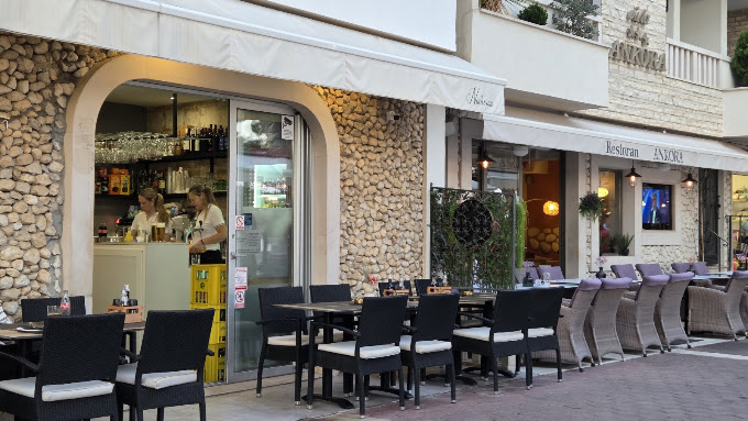 Restaurant NOCTURNO